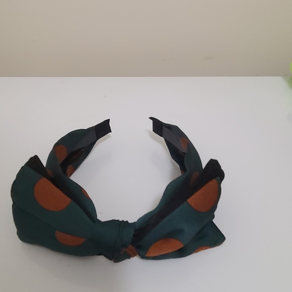 Hairband - Picture 4 of 7